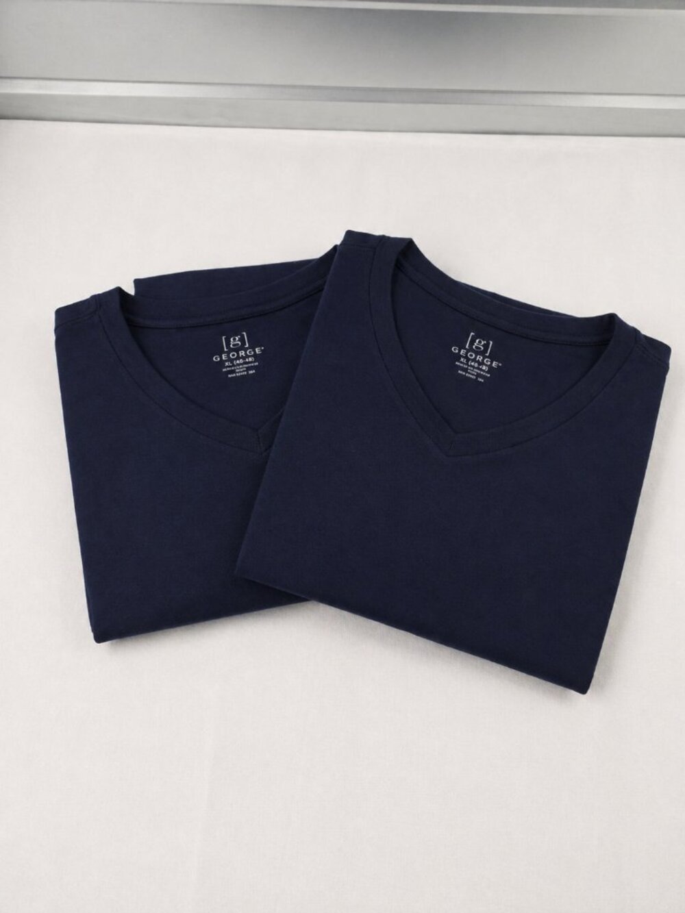 George Men’s V-Neck Basic Tees XL Dark Navy 2 Pack Bundle Deal NWT